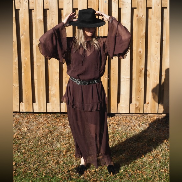 Ja Tea Dresses & Skirts - NWT Brown Sheer Maxi Dress with Flowy Sleeves size M/L